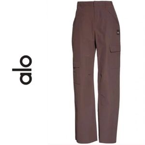 ALO YOGA | The Edge Pants Brown Raisin | XXS